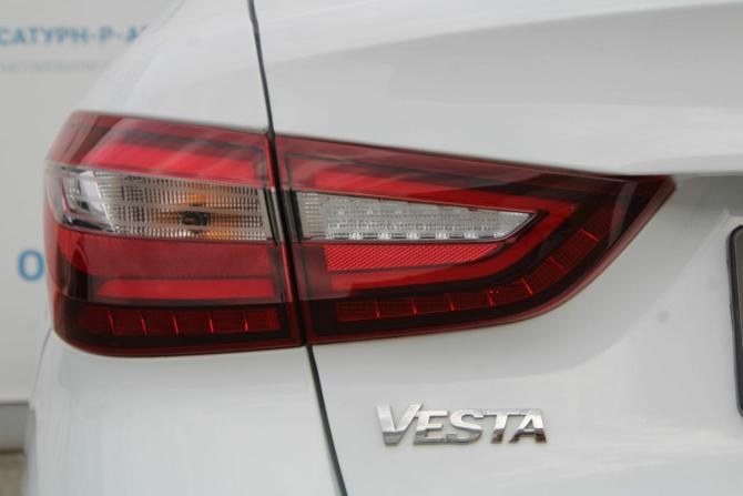 Lada (ВАЗ) Vesta I Рестайлинг (NG) с пробегом 2023 года, цена 1 122 000 рублей, 54000 км, седан, Автокод Объявления