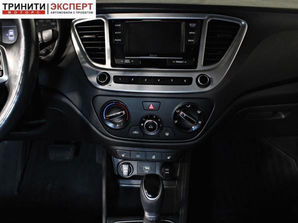 Hyundai Solaris II с пробегом 2019 года, цена 1 497 000 рублей, 90324 км, седан, Автокод Объявления