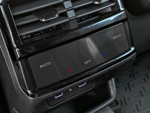 Geely Monjaro I с пробегом 2023 года, цена 2 980 000 рублей, 51816 км, внедорожник, Автокод Объявления
