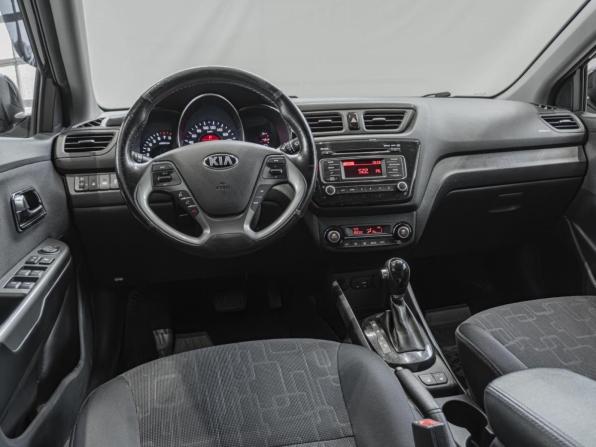 Kia Rio III Рестайлинг с пробегом 2015 года, цена 1 240 000 рублей, 86674 км, седан, Автокод Объявления