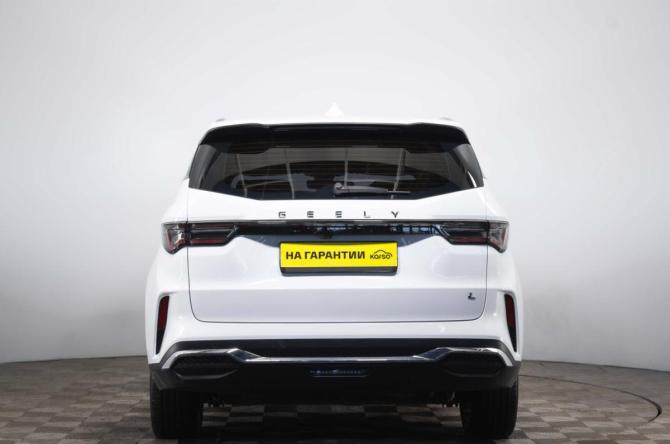 Geely Jiaji I Рестайлинг с пробегом 2024 года, цена 2 559 000 рублей, 52365 км, минивэн, Автокод Объявления