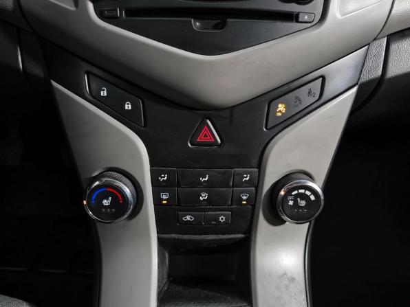 Chevrolet Cruze I с пробегом 2011 года, цена 565 000 рублей, 194251 км, седан, Автокод Объявления