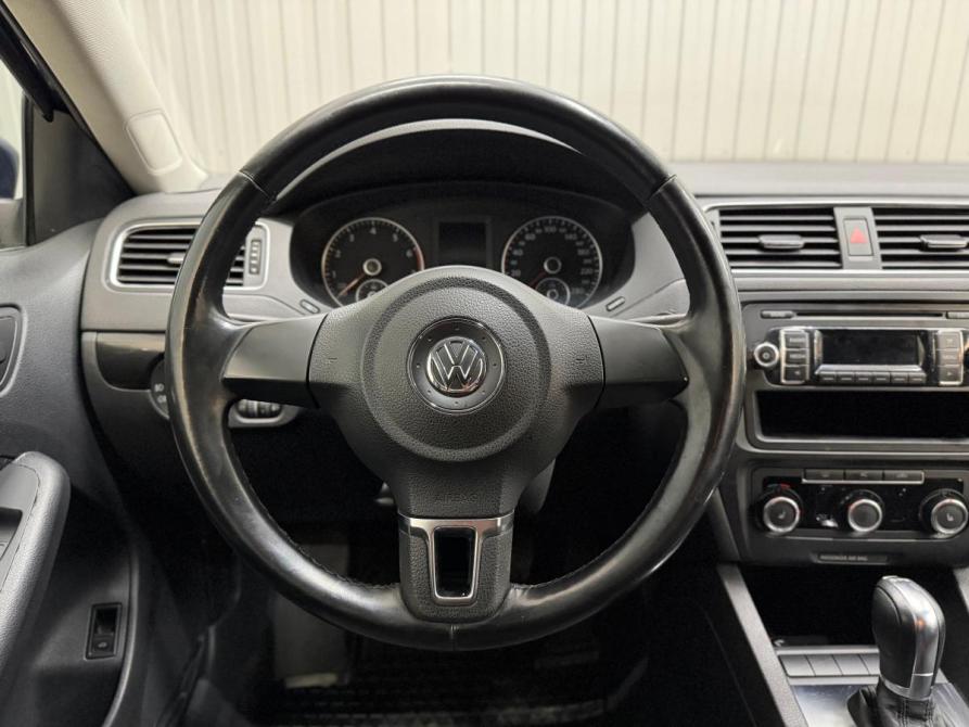 Volkswagen Jetta VI Магнитогорск  - изображение 8