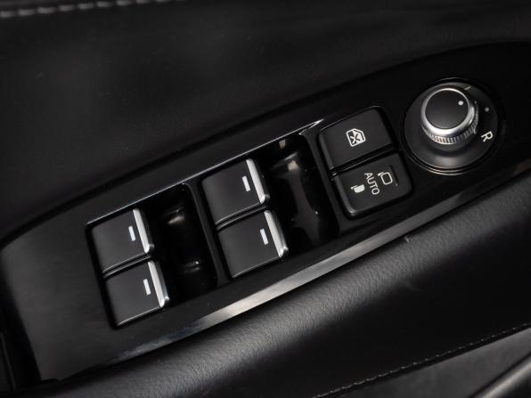 Mazda 6 III (GJ) Рестайлинг 2 с пробегом 2021 года, цена 3 099 000 рублей, 89169 км, седан, Автокод Объявления
