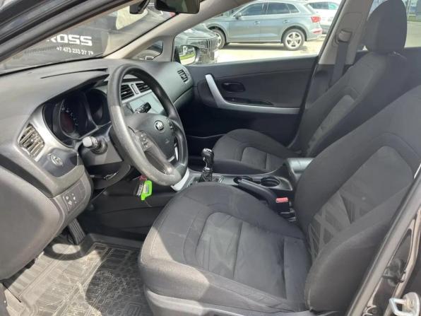 Kia Ceed II с пробегом 2013 года, цена 920 000 рублей, 176907 км, хэтчбек, Автокод Объявления