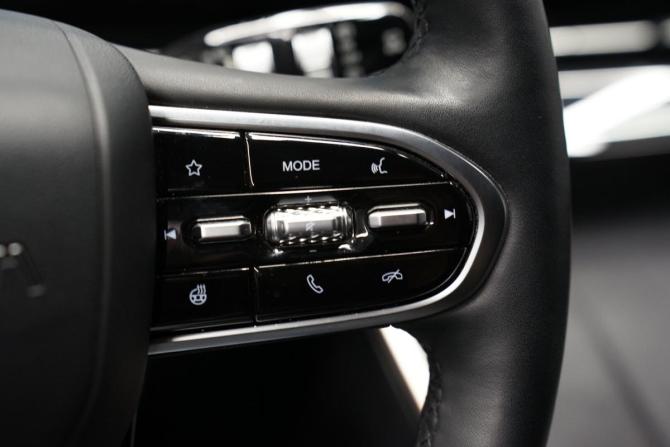 Omoda C5 I с пробегом 2023 года, цена 1 852 000 рублей, 27500 км, внедорожник, Автокод Объявления