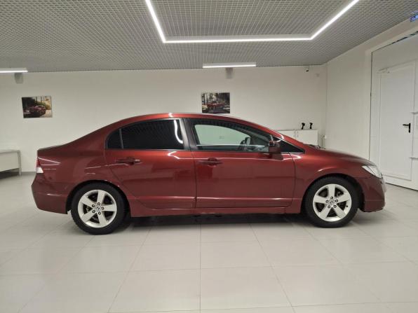 Honda Civic VIII Рестайлинг с пробегом 2011 года, цена 640 000 рублей, 197862 км, седан, Автокод Объявления