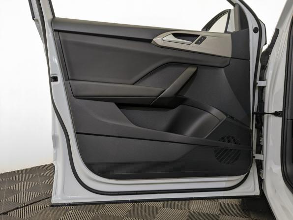 Volkswagen Taos I с пробегом 2021 года, цена 2 350 000 рублей, 81034 км, внедорожник, Автокод Объявления