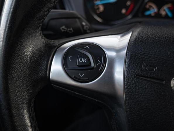 Ford Kuga II с пробегом 2013 года, цена 1 250 000 рублей, 75266 км, внедорожник, Автокод Объявления