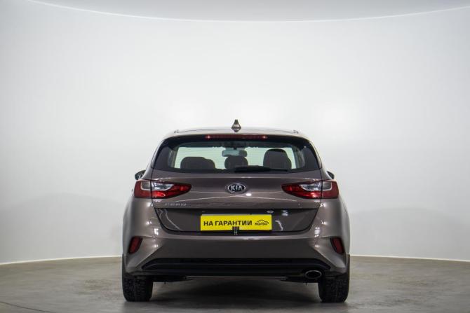 Kia Ceed III с пробегом 2018 года, цена 1 859 000 рублей, 71000 км, хэтчбек, Автокод Объявления