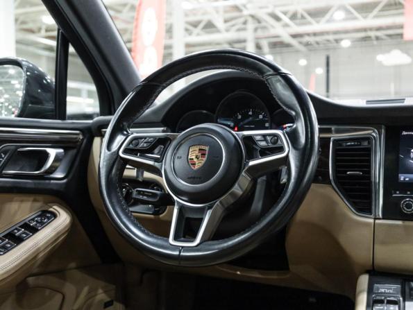 Porsche Macan I с пробегом 2018 года, цена 3 199 000 рублей, 150113 км, внедорожник, Автокод Объявления