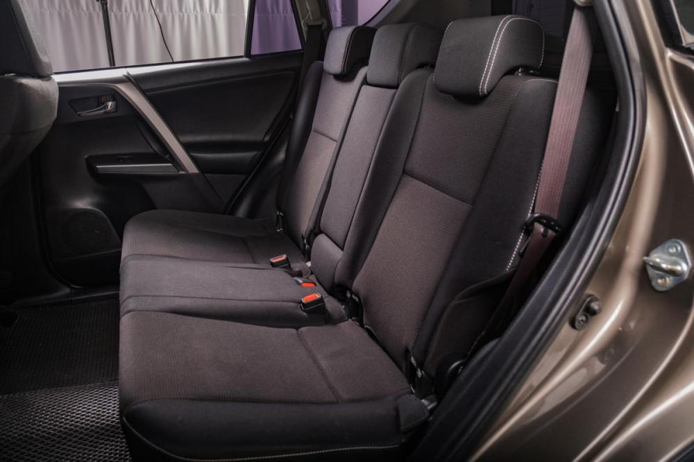 Toyota RAV4 IV (XA40) Рестайлинг Томск  - изображение 18