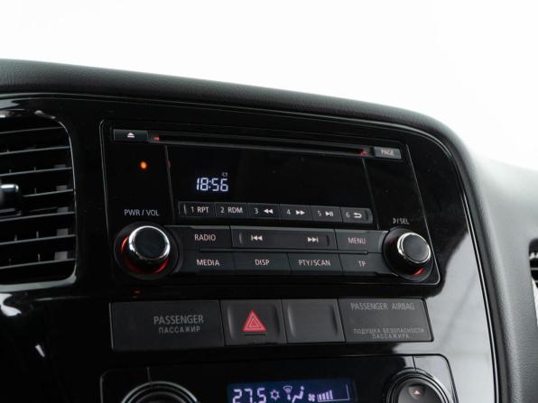 Mitsubishi Outlander III Рестайлинг 2 с пробегом 2016 года, цена 1 829 050 рублей, 116212 км, внедорожник, Автокод Объявления