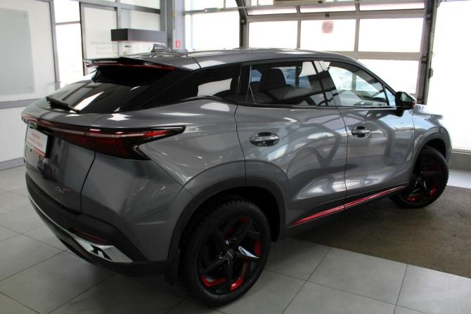 Omoda C5 I с пробегом 2023 года, цена 1 760 000 рублей, 46200 км, внедорожник, Автокод Объявления
