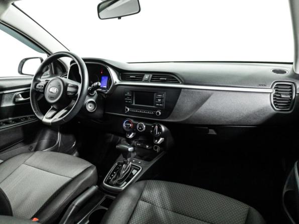 Kia Rio IV Рестайлинг с пробегом 2020 года, цена 1 590 000 рублей, 57440 км, седан, Автокод Объявления