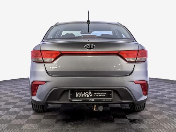 Kia Rio III Рестайлинг с пробегом 2017 года, цена 1 150 000 рублей, 92090 км, седан, Автокод Объявления
