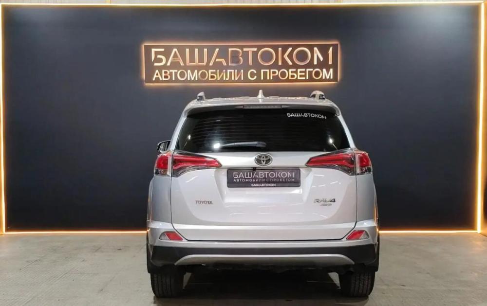 Toyota RAV4 IV (XA40) Рестайлинг Уфа  - изображение 5