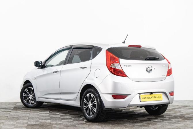 Hyundai Solaris I с пробегом 2012 года, цена 809 000 рублей, 127500 км, седан, Автокод Объявления