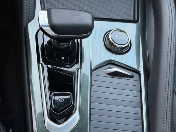 Geely Monjaro I с пробегом 2022 года, цена 2 889 000 рублей, 57531 км, внедорожник, Автокод Объявления