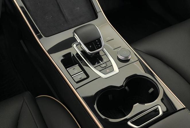 Omoda C5 I с пробегом 2023 года, цена 1 980 000 рублей, 23383 км, внедорожник, Автокод Объявления