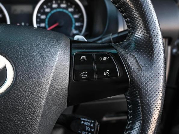 Toyota Wish II с пробегом 2010 года, цена 989 000 рублей, 242263 км, минивэн, Автокод Объявления