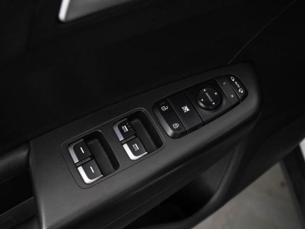 Kia Sportage IV Рестайлинг с пробегом 2020 года, цена 1 749 999 рублей, 229287 км, внедорожник, Автокод Объявления