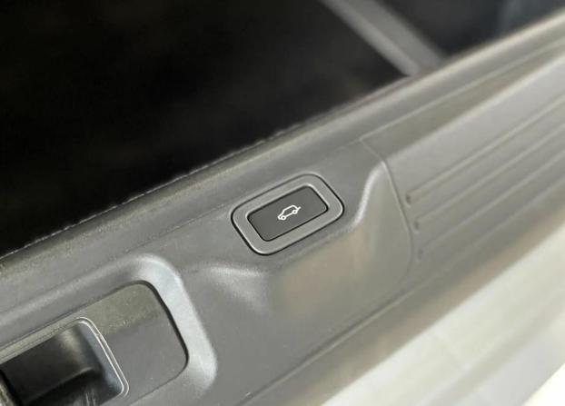 Land Rover Range Rover IV с пробегом 2014 года, цена 3 999 990 рублей, 120000 км, внедорожник, Автокод Объявления