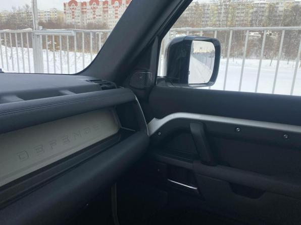 Land Rover Defender II с пробегом 2020 года, цена 4 017 000 рублей, 124747 км, внедорожник, Автокод Объявления