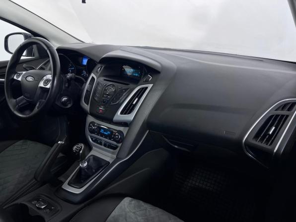 Ford Focus III с пробегом 2013 года, цена 890 000 рублей, 66383 км, седан, Автокод Объявления