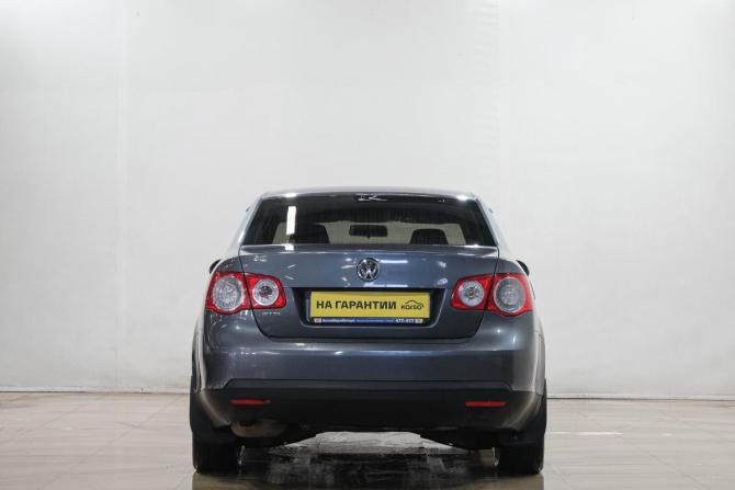 Volkswagen Jetta V с пробегом 2009 года, цена 739 000 рублей, 215000 км, седан, Автокод Объявления
