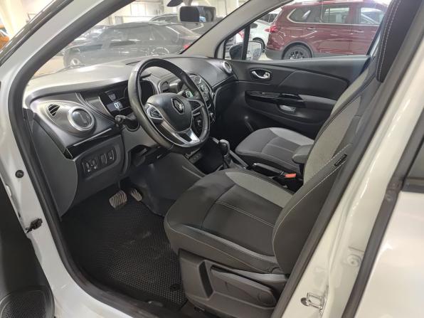 Renault Kaptur I Рестайлинг с пробегом 2021 года, цена 1 565 000 рублей, 76245 км, внедорожник, Автокод Объявления