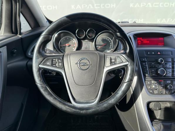 Opel Astra J Рестайлинг с пробегом 2013 года, цена 775 000 рублей, 132246 км, хэтчбек, Автокод Объявления