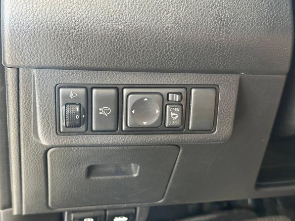 Nissan Tiida I Рестайлинг с пробегом 2012 года, цена 767 000 рублей, 214274 км, хэтчбек, Автокод Объявления