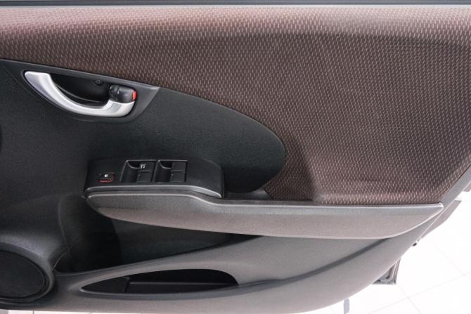 Honda Fit Shuttle I с пробегом 2011 года, цена 899 000 рублей, 200000 км, универсал, Автокод Объявления