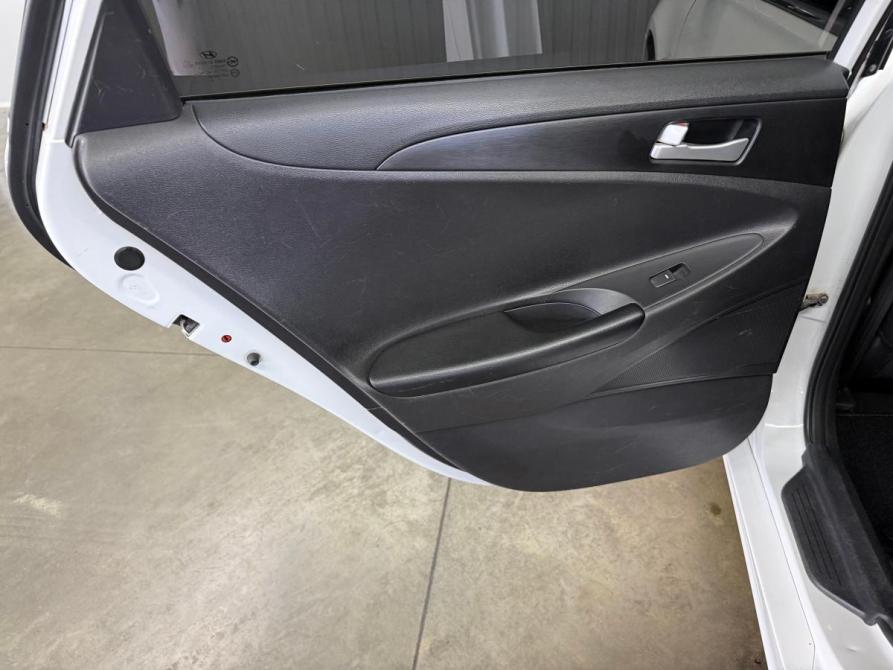 Hyundai Sonata VI (YF) Краснодар  - изображение 17