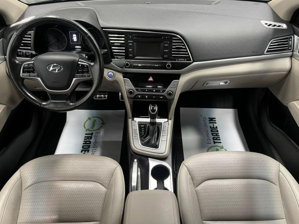 Hyundai Elantra VI (AD) с пробегом 2017 года, цена 1 580 000 рублей, 115696 км, седан, Автокод Объявления