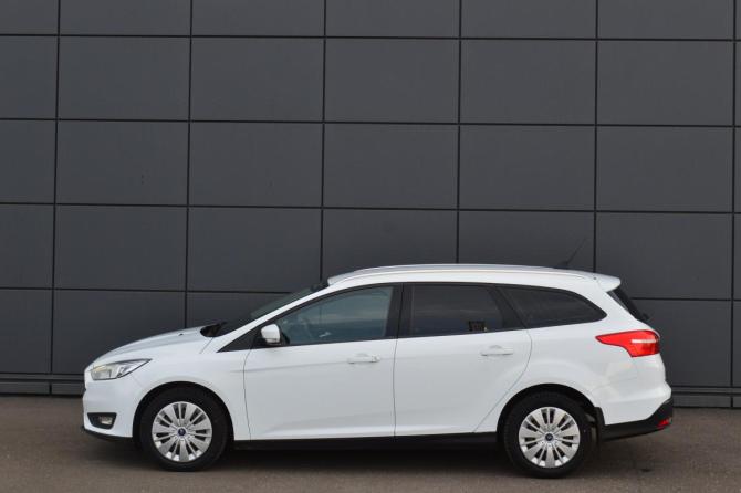 Ford Focus III Рестайлинг с пробегом 2019 года, цена 1 370 000 рублей, 98325 км, универсал, Автокод Объявления