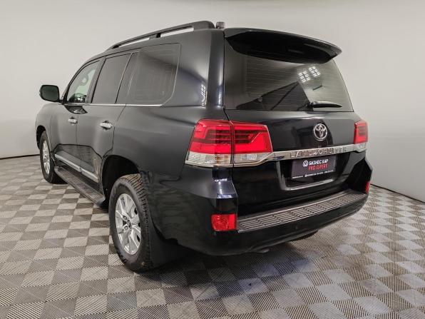 Toyota Land Cruiser 200 Series Рестайлинг 2 с пробегом 2015 года, цена 3 830 000 рублей, 382361 км, внедорожник, Автокод Объявления