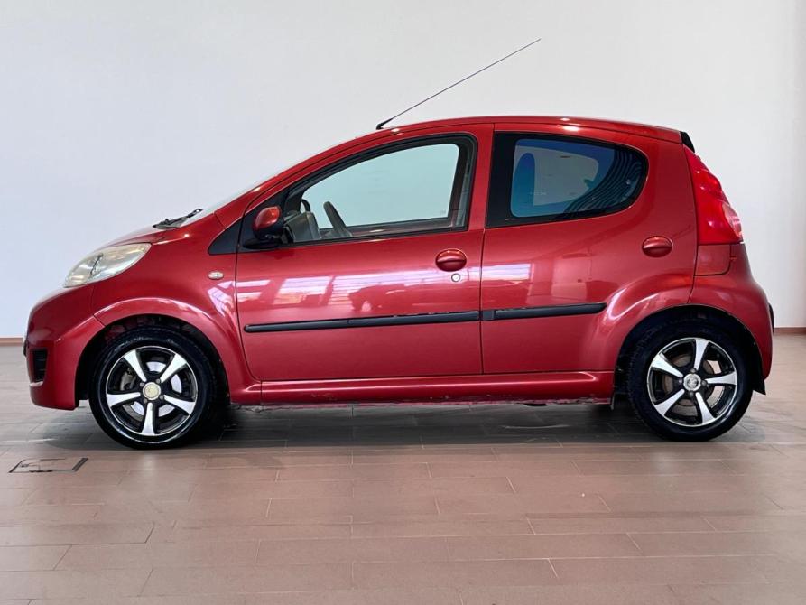 Peugeot 107 I Волгоград  - изображение 8