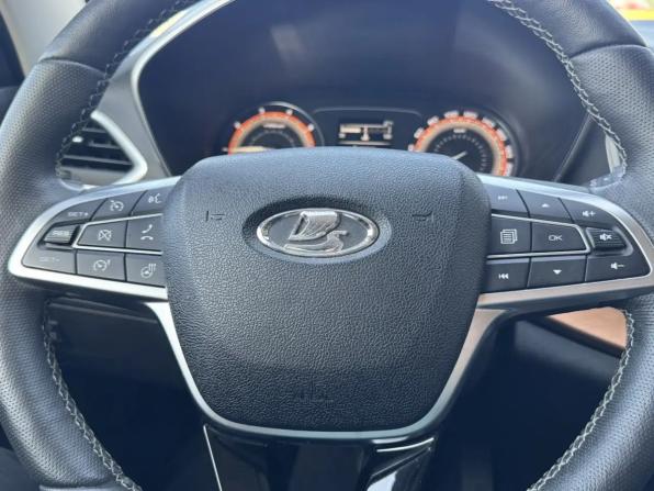 Lada (ВАЗ) Vesta I Рестайлинг (NG) с пробегом 2024 года, цена 1 470 000 рублей, 10531 км, универсал, Автокод Объявления