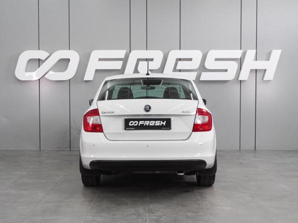 Skoda Rapid I с пробегом 2015 года, цена 1 299 000 рублей, 102279 км, лифтбек, Автокод Объявления