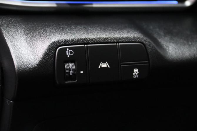 Hyundai Avante VI Рестайлинг с пробегом 2020 года, цена 1 825 250 рублей, 68397 км, седан, Автокод Объявления