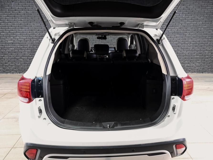 Mitsubishi Outlander III Рестайлинг 3 Екатеринбург  - изображение 6