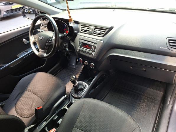 Kia Rio III Рестайлинг с пробегом 2016 года, цена 935 000 рублей, 123487 км, хэтчбек, Автокод Объявления