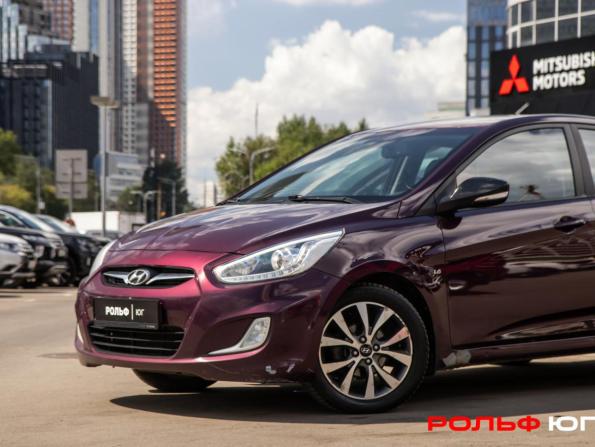 Hyundai Solaris I с пробегом 2013 года, цена 768 000 рублей, 171701 км, седан, Автокод Объявления