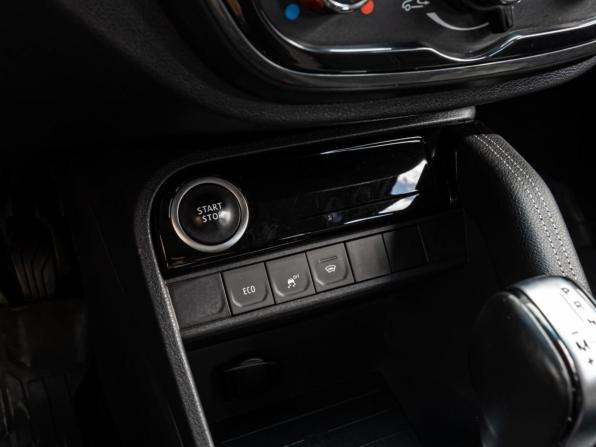 Renault Kaptur I Рестайлинг с пробегом 2021 года, цена 1 320 000 рублей, 98469 км, внедорожник, Автокод Объявления