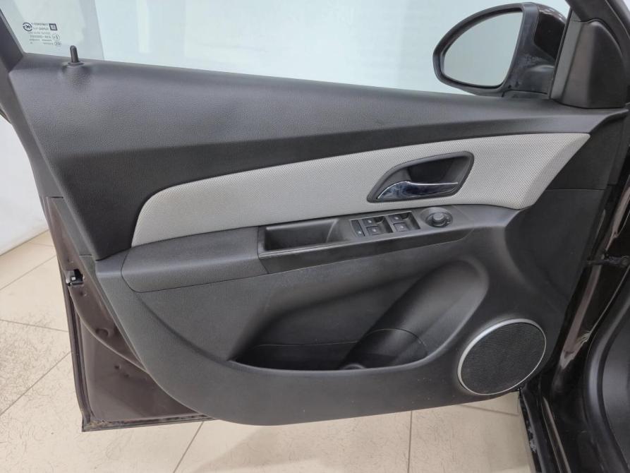 Chevrolet Cruze I Рестайлинг Альметьевск  - изображение 7