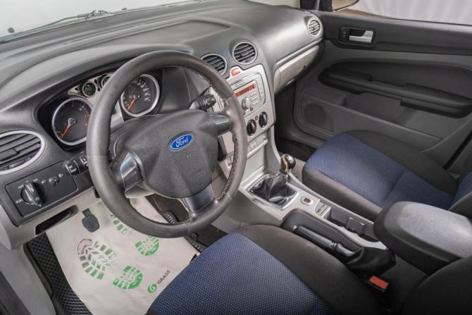 Ford Focus II Рестайлинг с пробегом 2008 года, цена 589 000 рублей, 300000 км, седан, Автокод Объявления