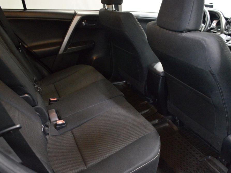 Toyota RAV4 IV (XA40) Рестайлинг Санкт-Петербург  - изображение 12