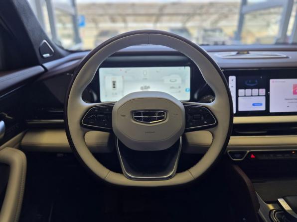 Geely Monjaro I с пробегом 2023 года, цена 2 720 000 рублей, 100000 км, внедорожник, Автокод Объявления